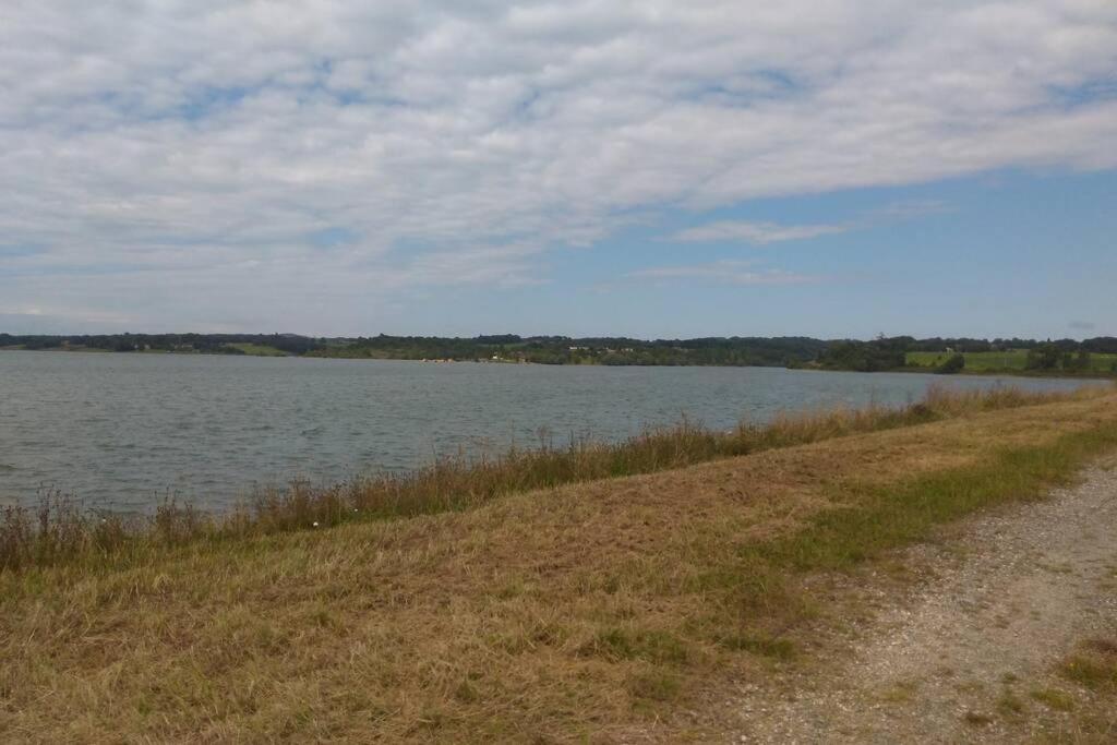 Gite En Pleine Nature Proche Du Lac De La Gimone Saint-Blancard Exterior photo